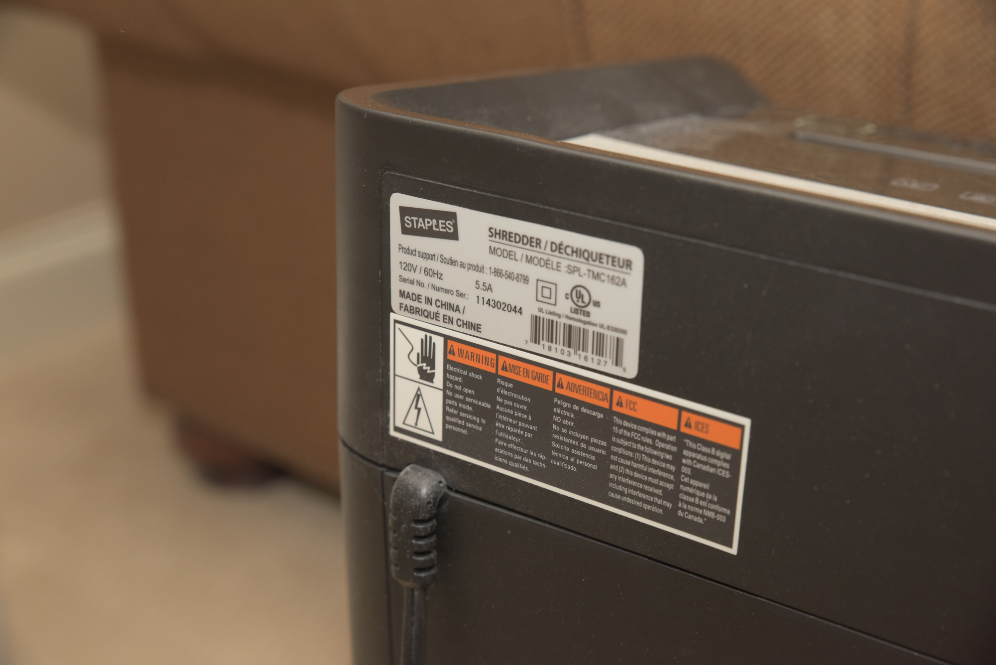 Staples Professional Series Paper Shredder