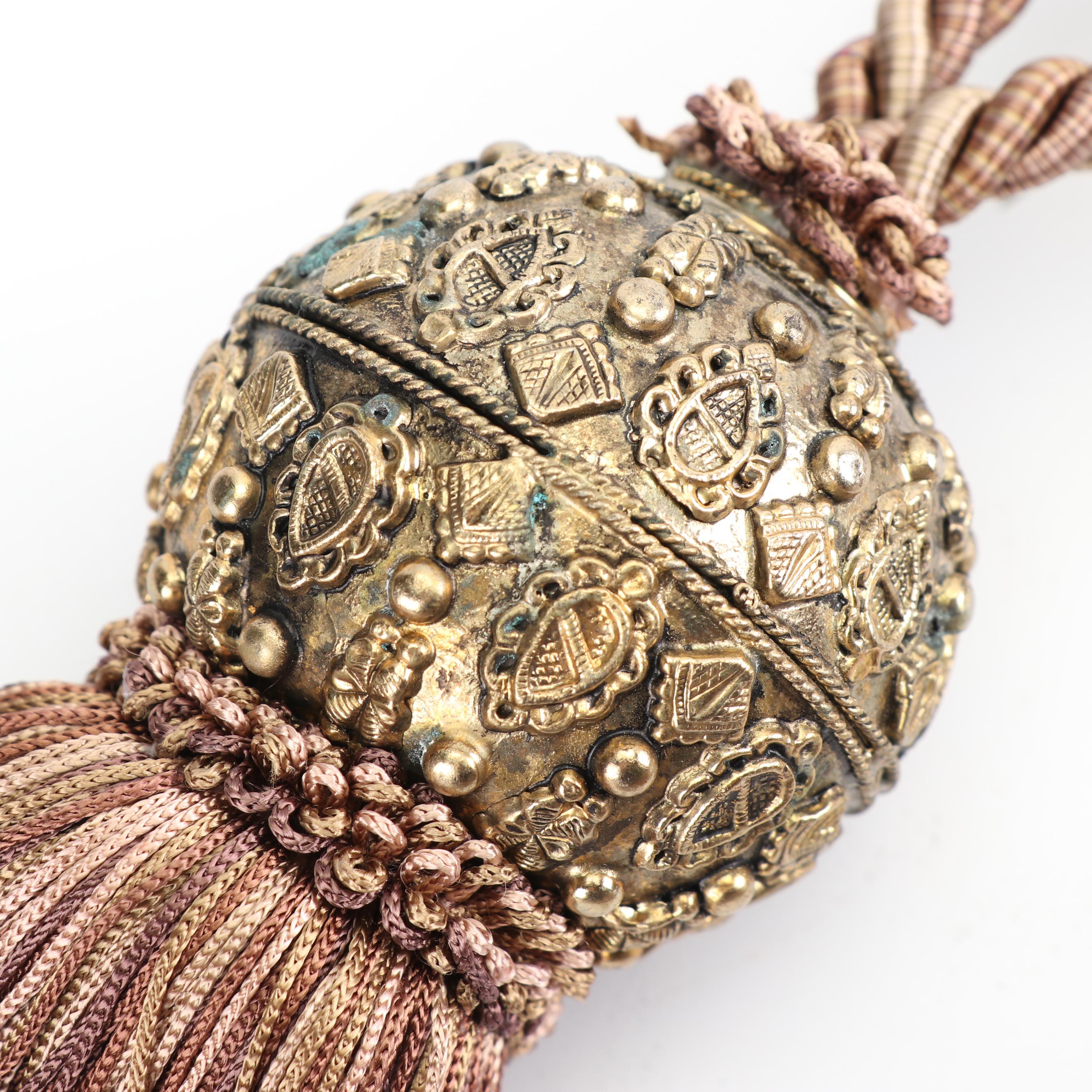 Curtain Tie Backs Set with Decorative Beads