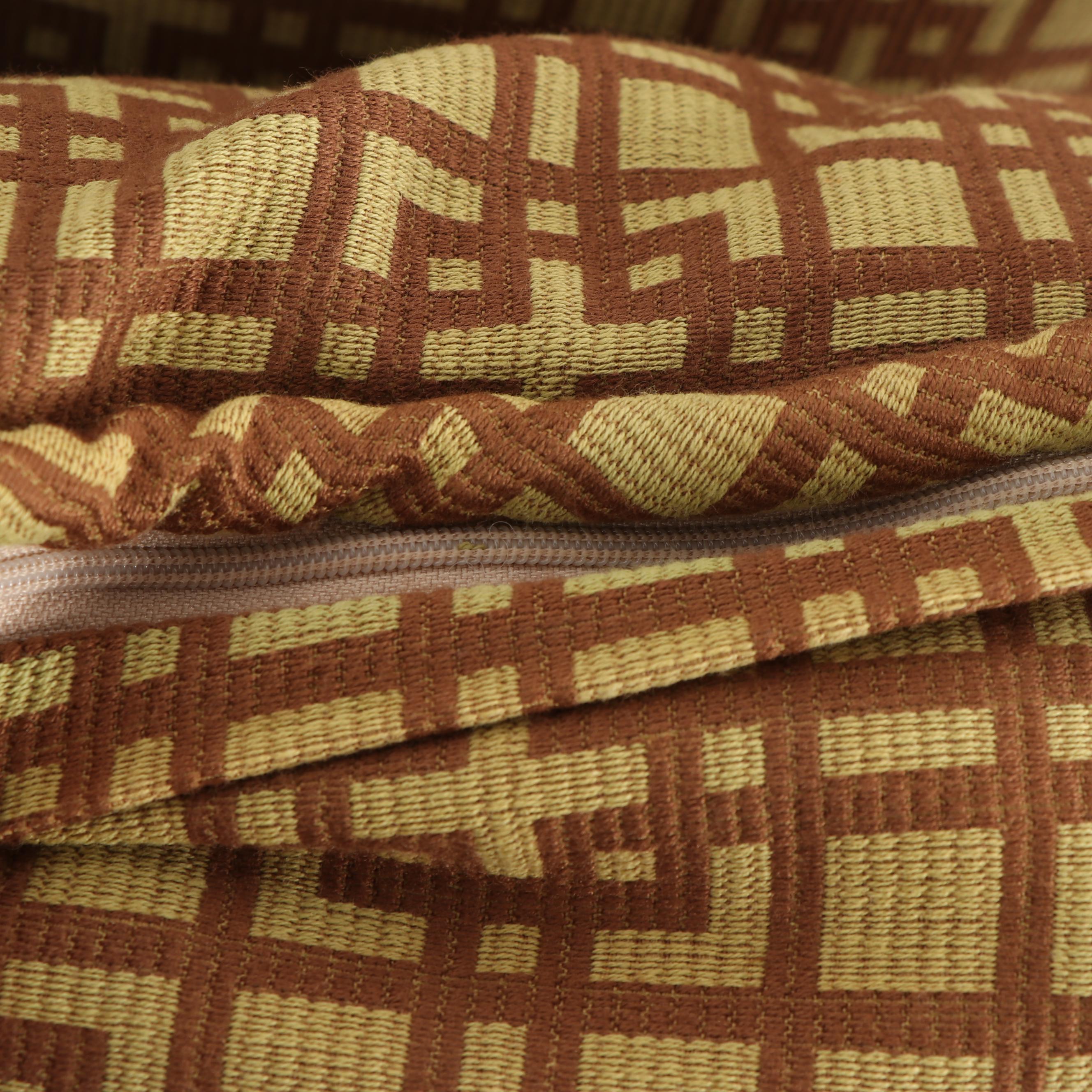 Decorative Throw Pillows