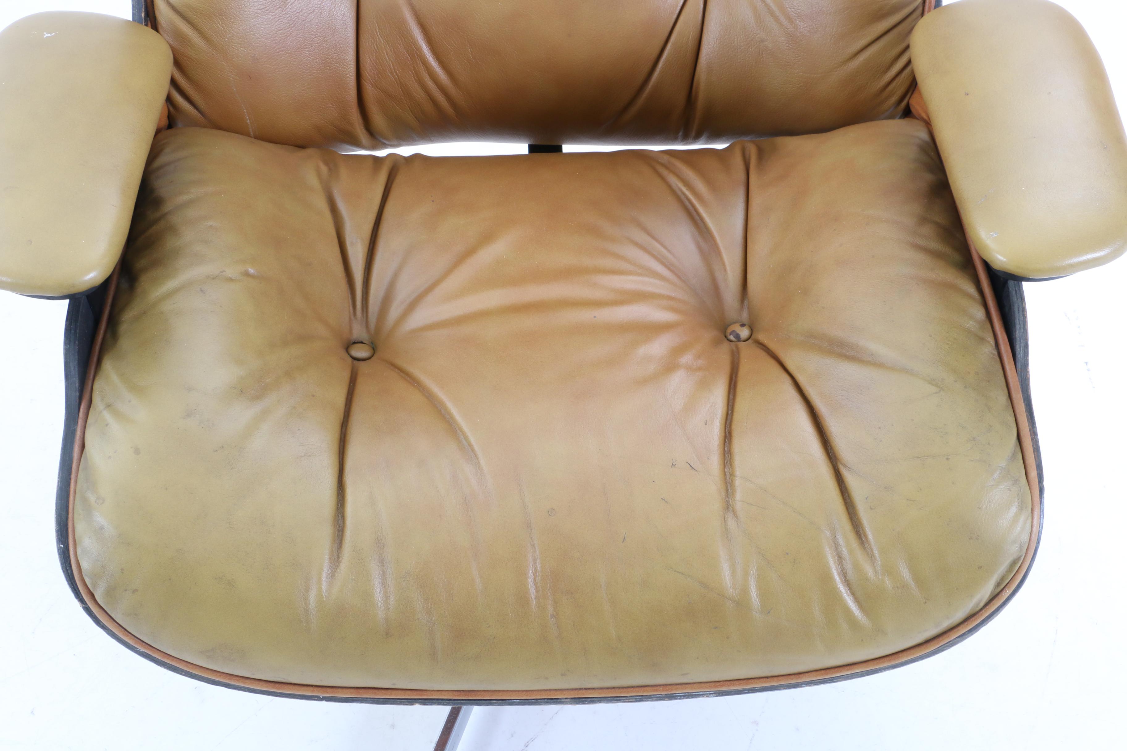 Eames Style Lounge Chair