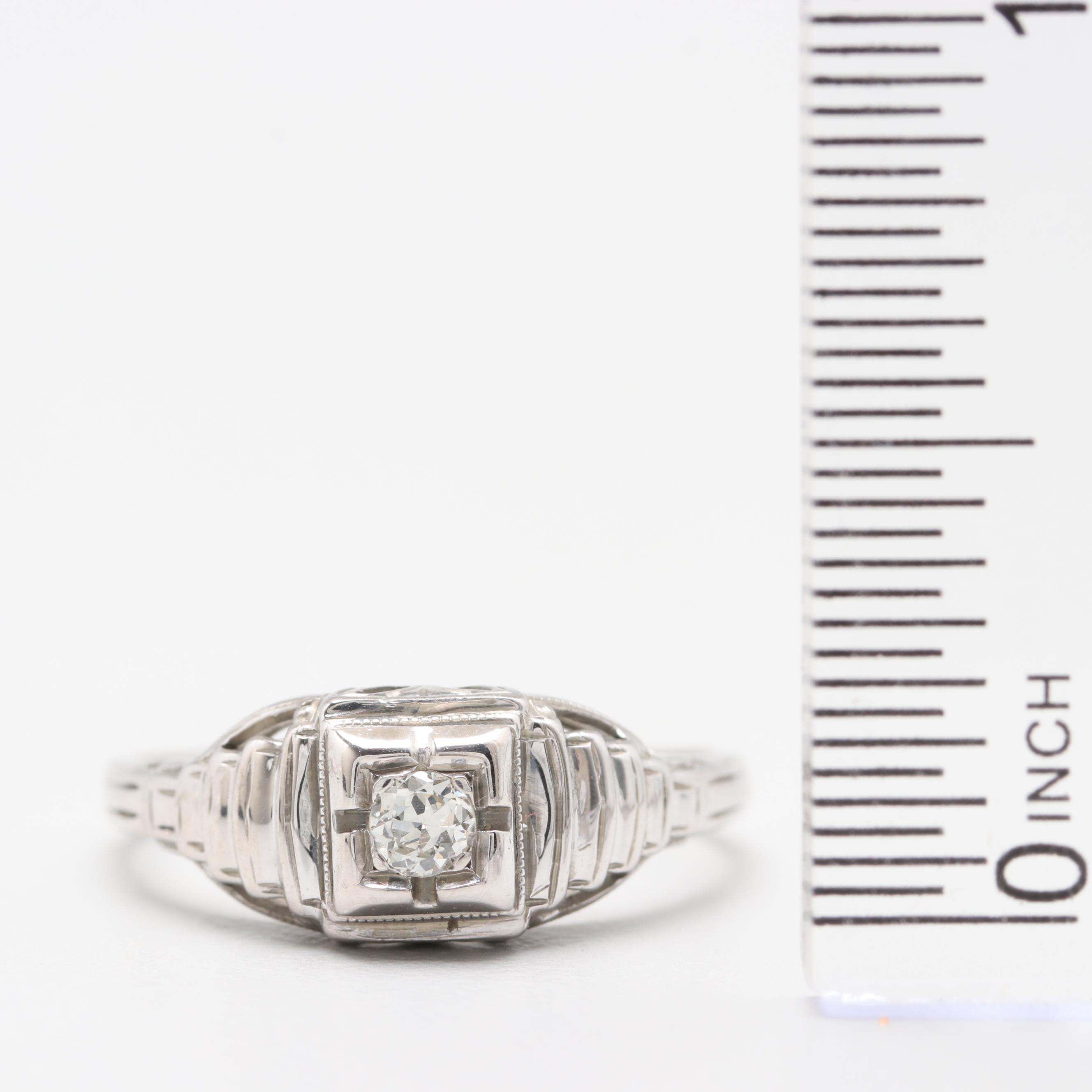 18K White Gold Diamond Ring