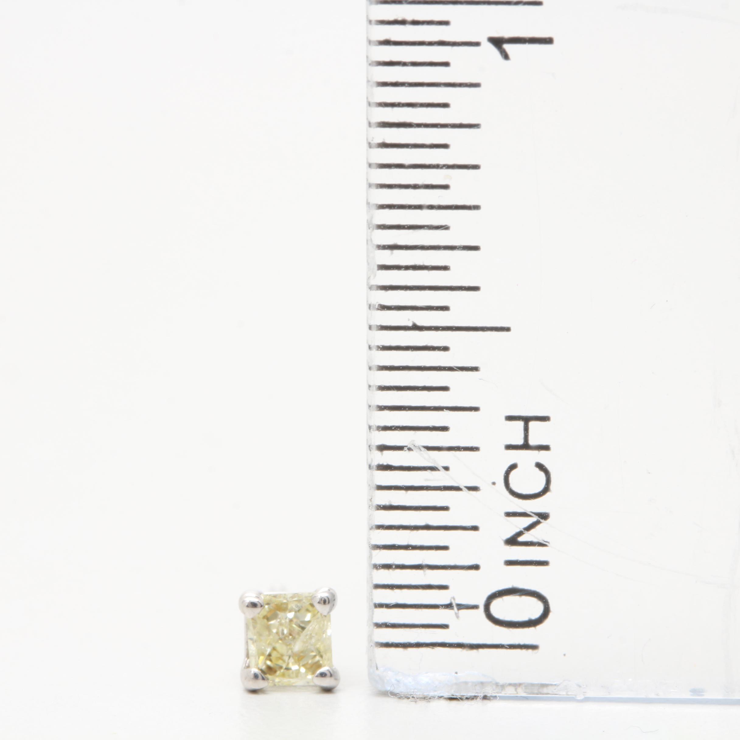 14K White Gold Diamond Stud Earrings