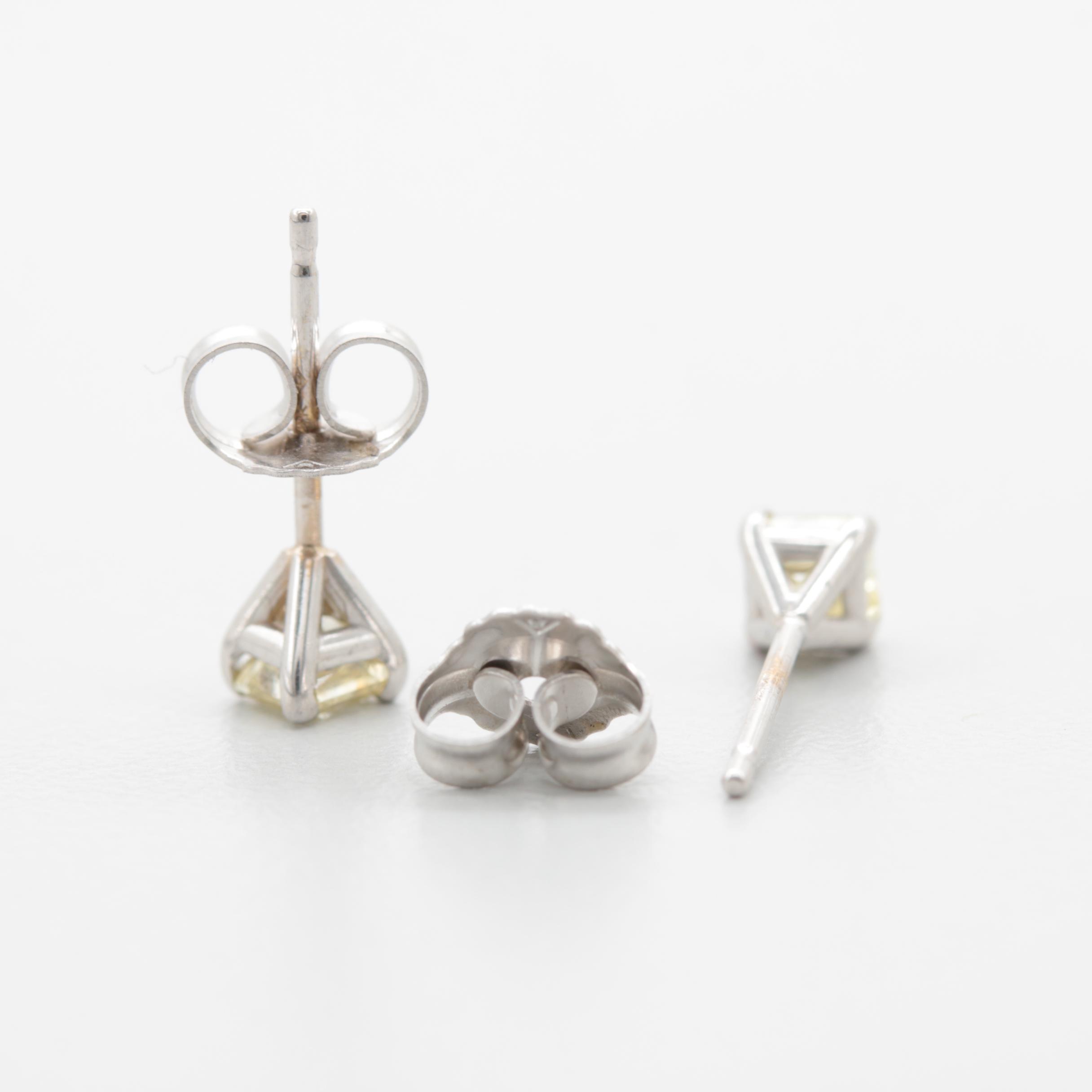 14K White Gold Diamond Stud Earrings