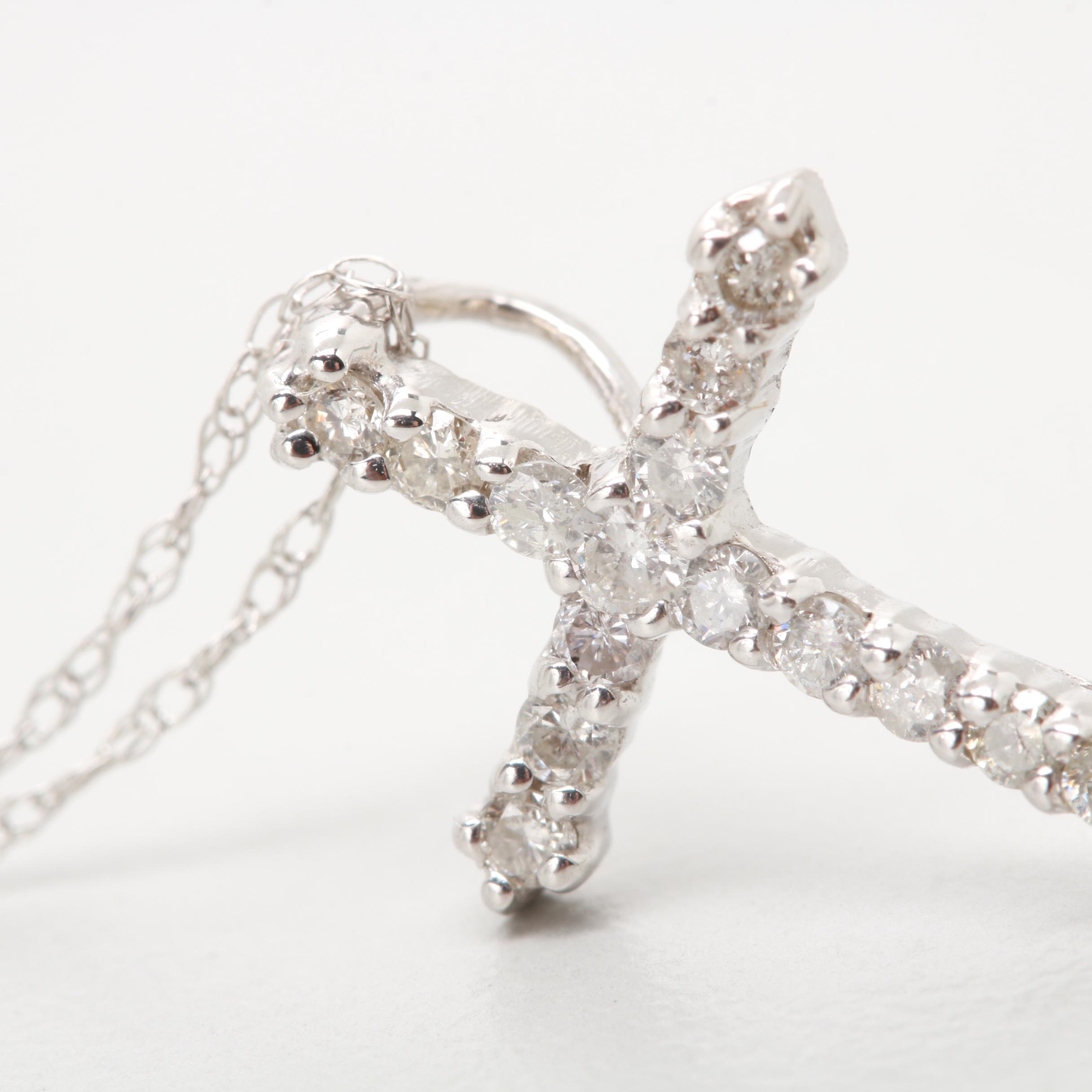 14K White Gold Diamond Cross Pendant Necklace
