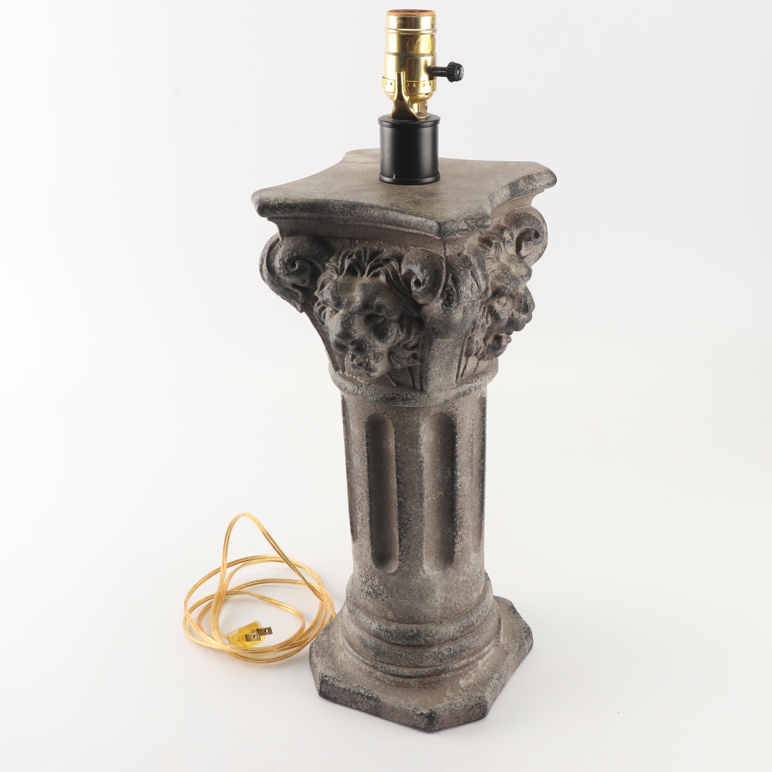 Classical Style Lion Head Column Table Lamp