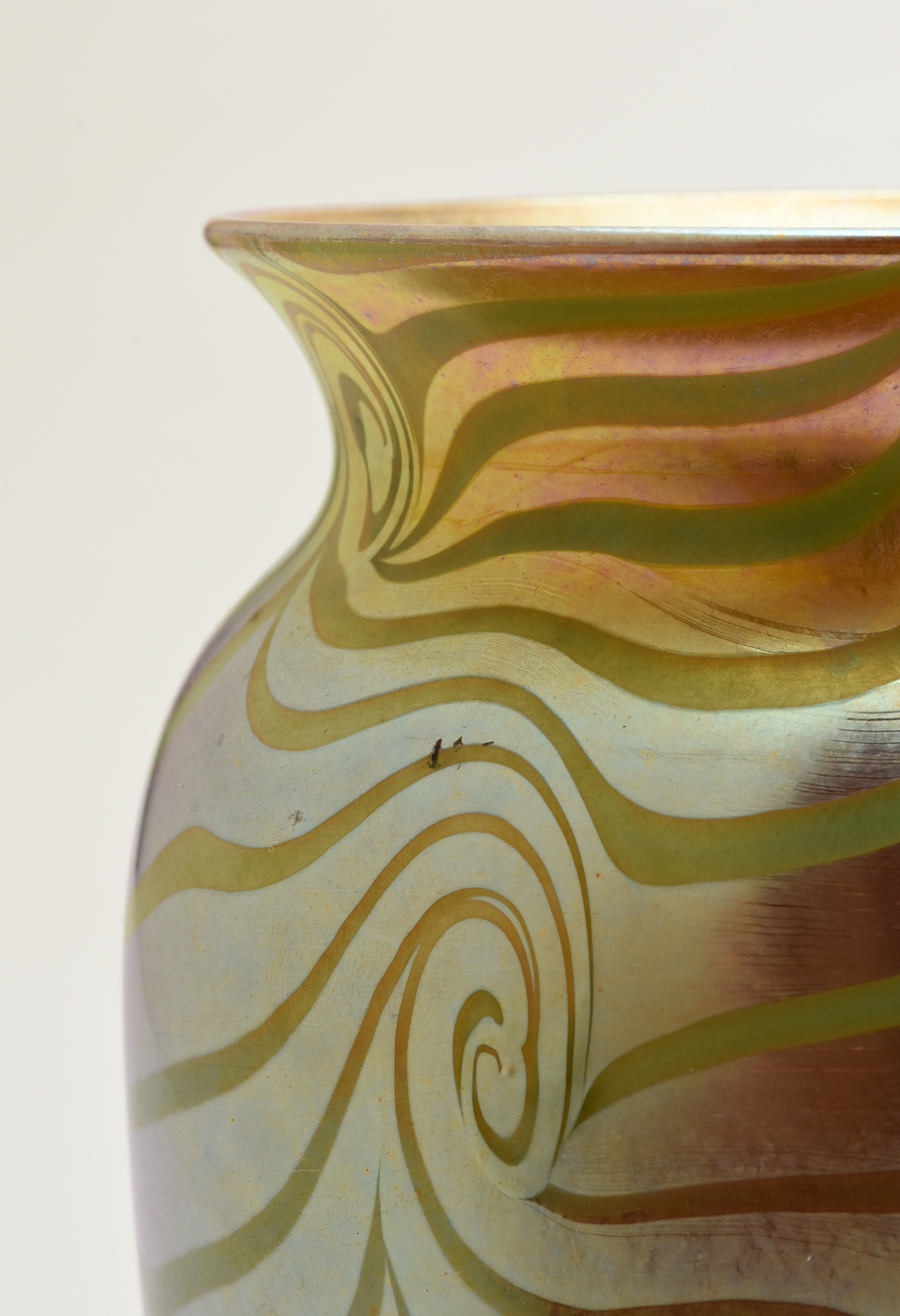 Durand 'King Tut' Iridescent Glass Vase, circa 1925