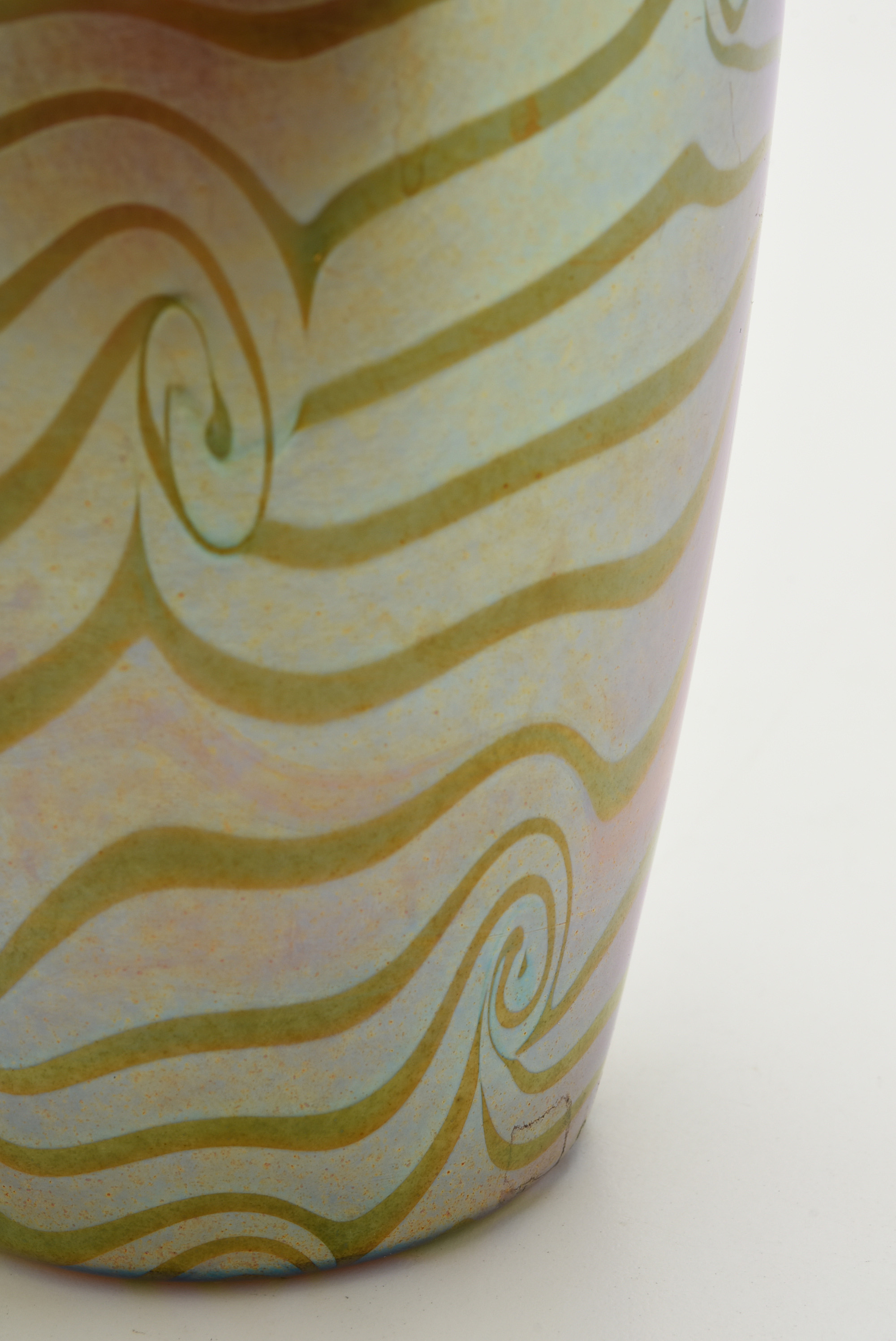 Durand 'King Tut' Iridescent Glass Vase, circa 1925