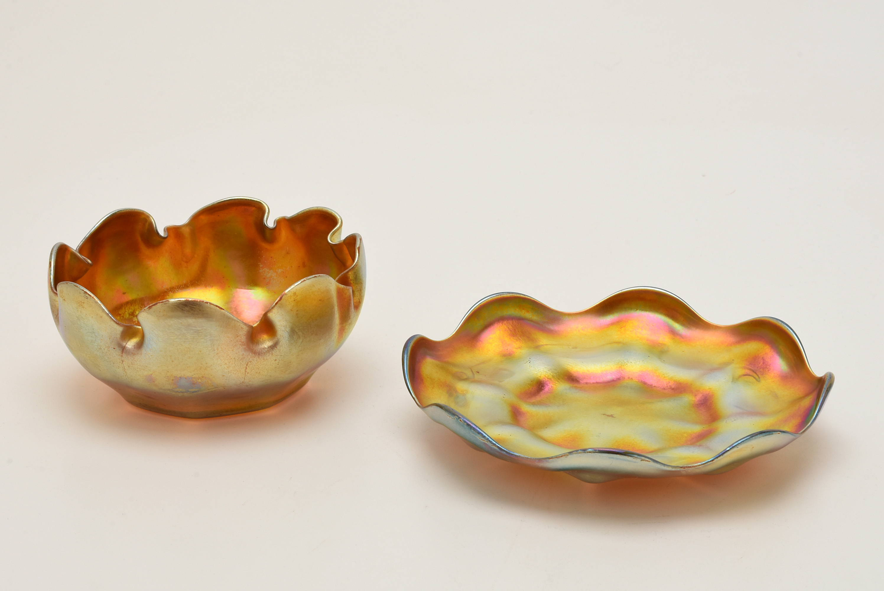 Two Tiffany Studios Favrile Glass Finger Bowls and Underplates