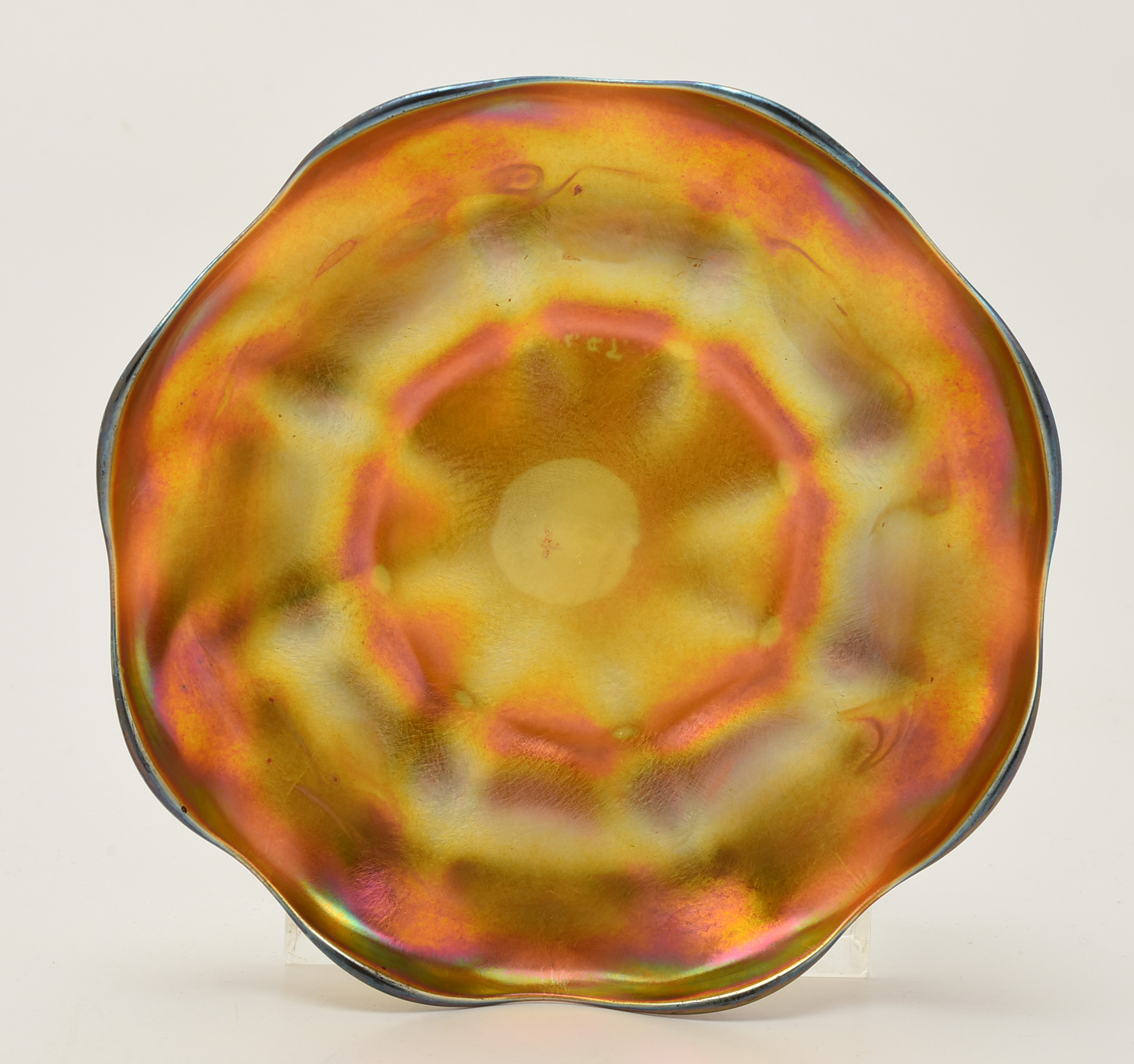 Two Tiffany Studios Favrile Glass Finger Bowls and Underplates