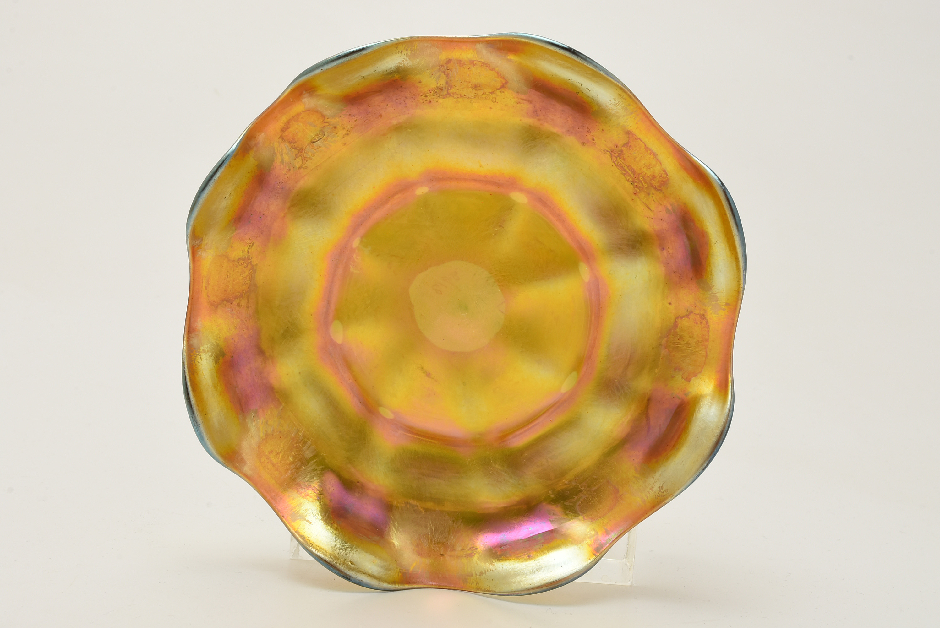 Two Tiffany Studios Favrile Glass Finger Bowls and Underplates