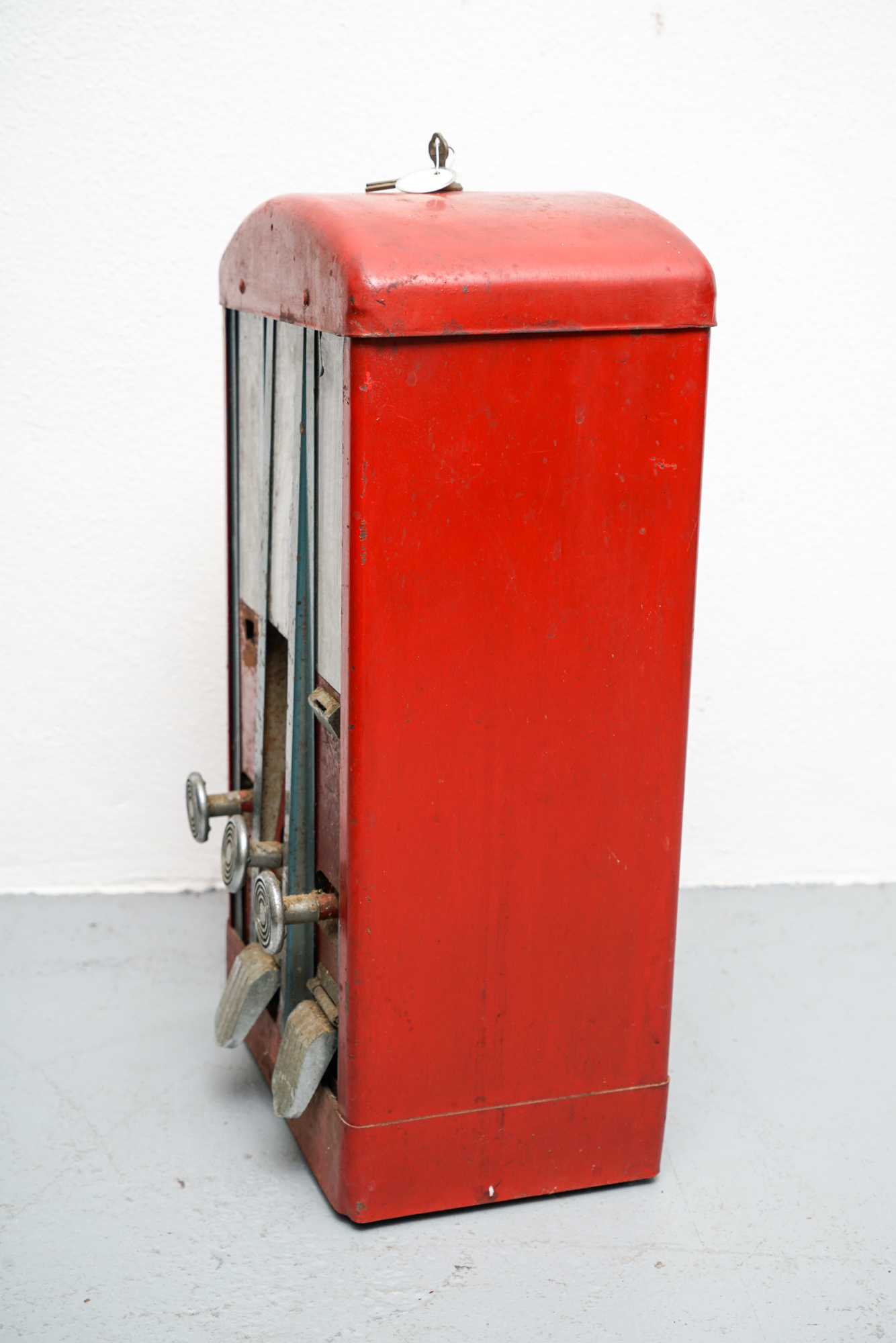 Andrews Mfg. Co. Three Some One Cent Vending Machines, circa 1930s