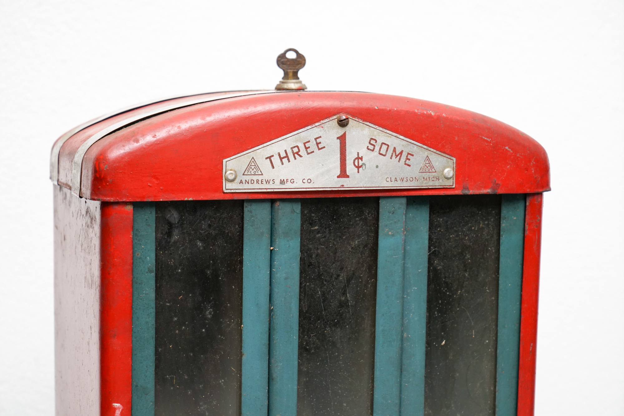 Andrews Mfg. Co. Three Some One Cent Vending Machines, circa 1930s