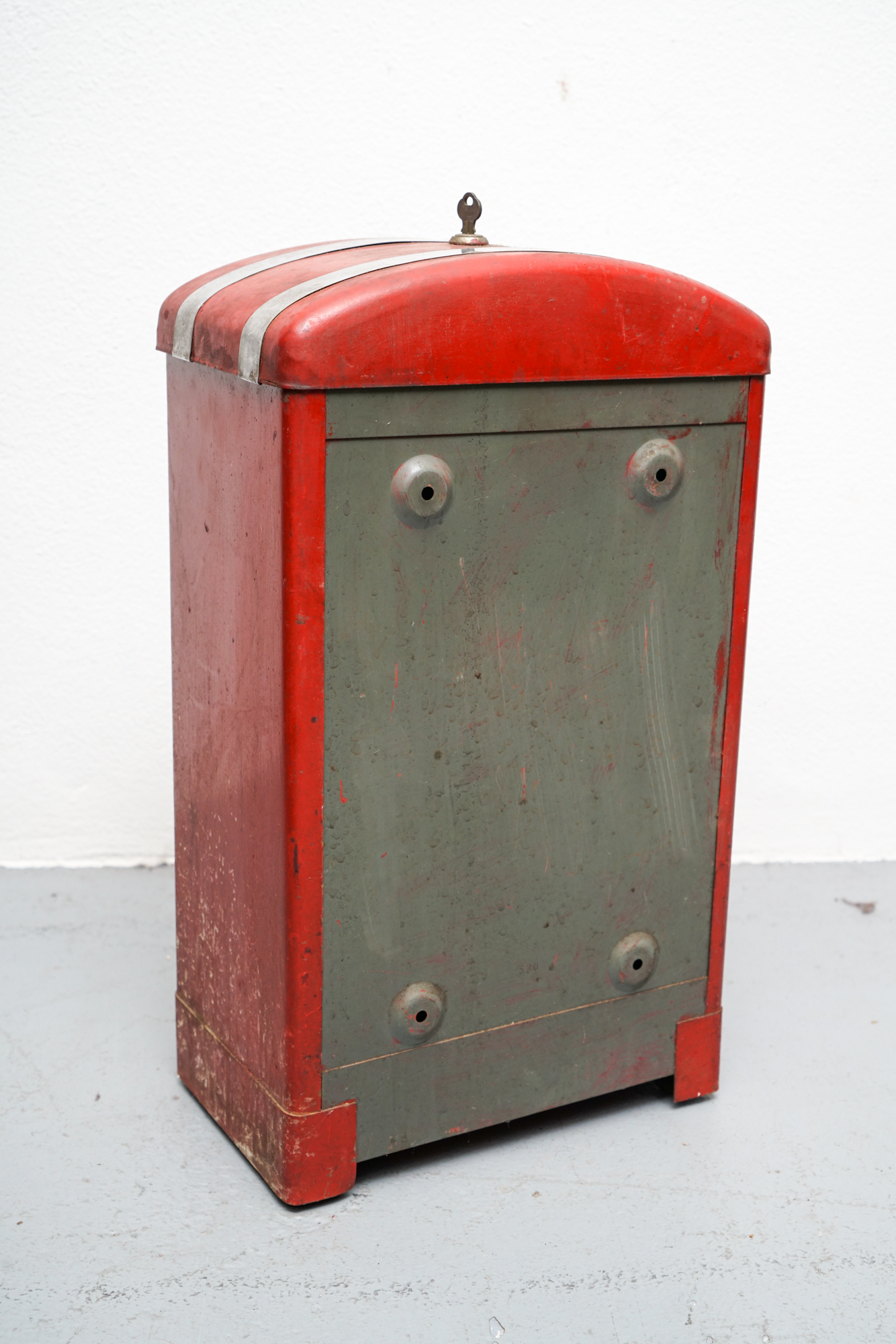 Andrews Mfg. Co. Three Some One Cent Vending Machines, circa 1930s