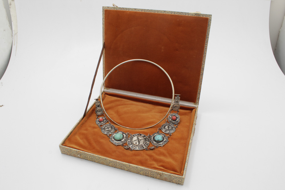 Chinese Costume Jewelry Necklace