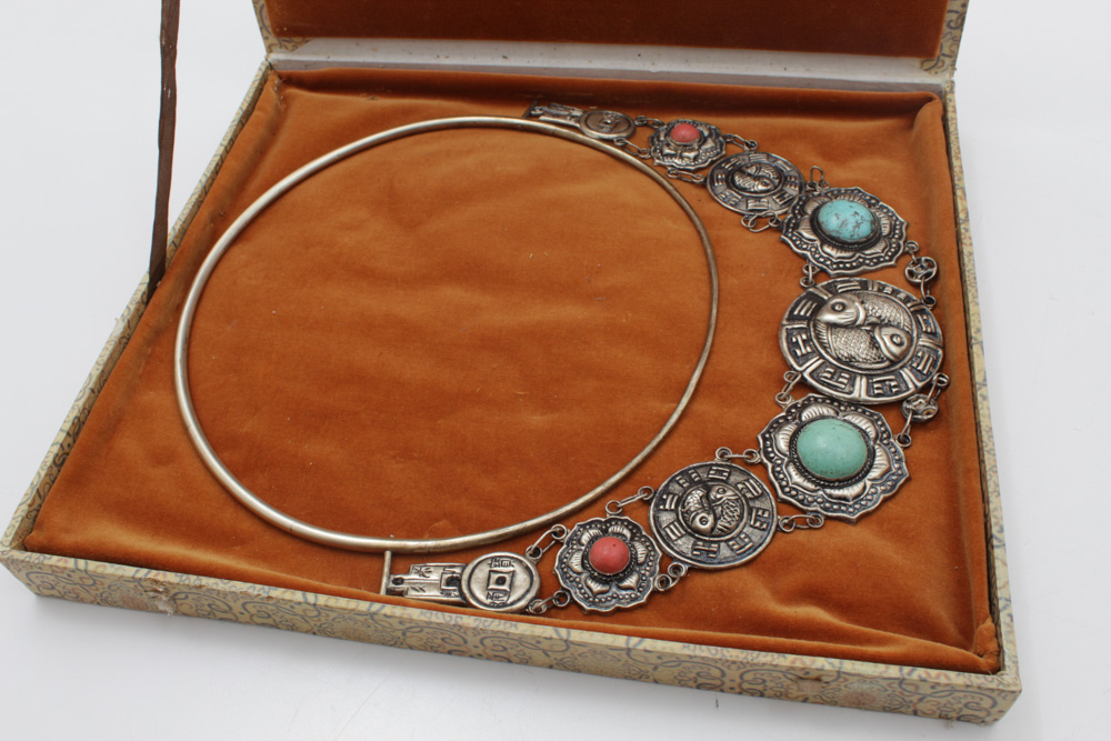 Chinese Costume Jewelry Necklace