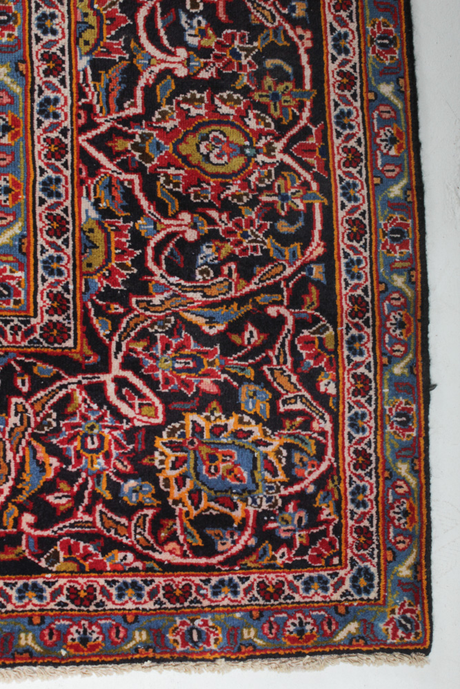 Hand-Knotted Persian Kashan Room Size Rug
