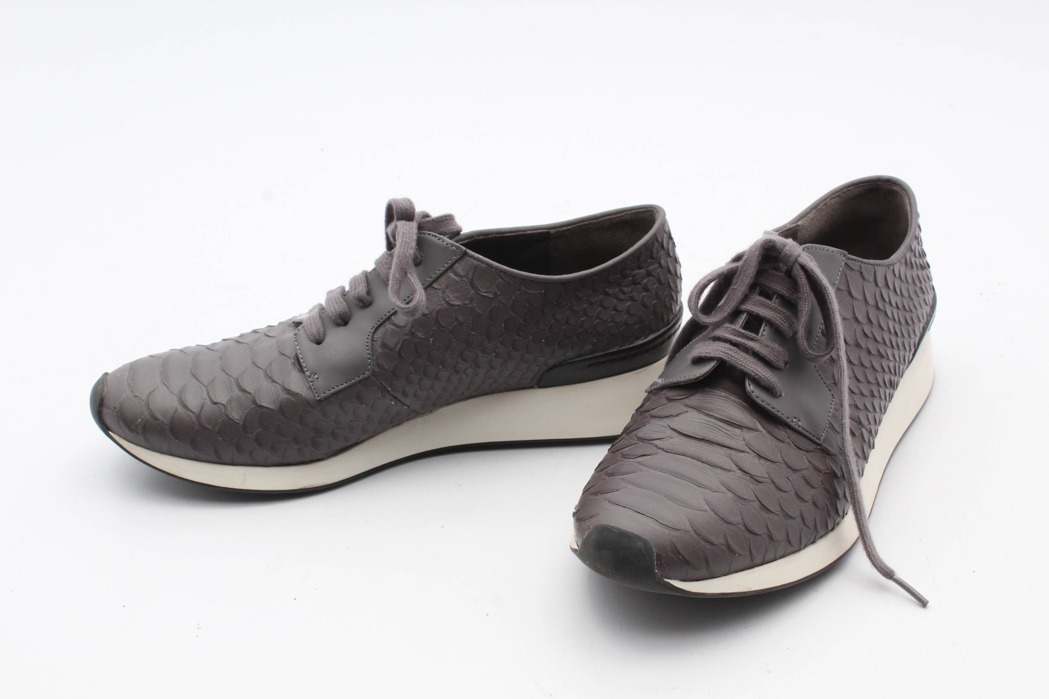 Vince Reptile Textured Grey Leather Shoes