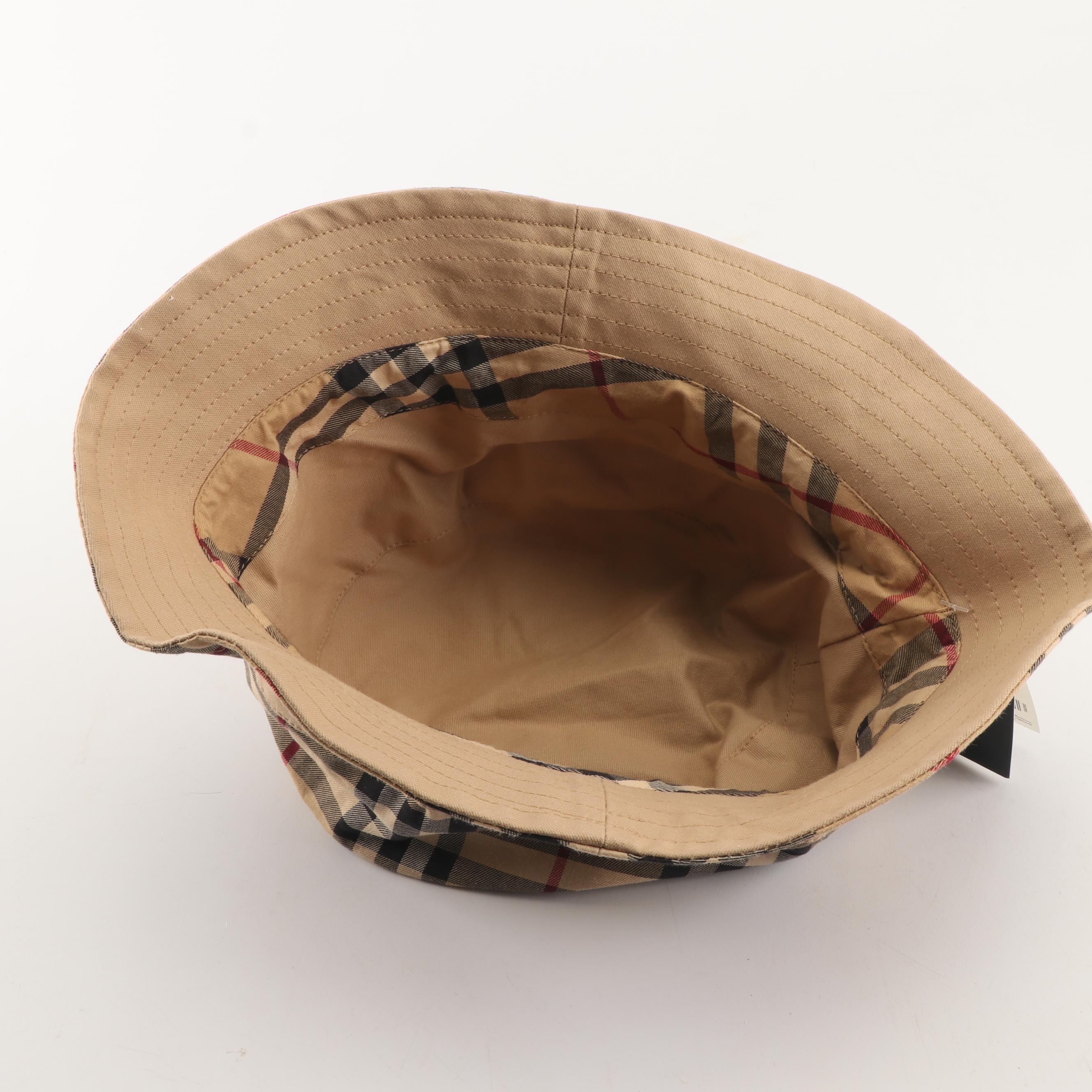 Burberry “Nova Check” Bucket Hat