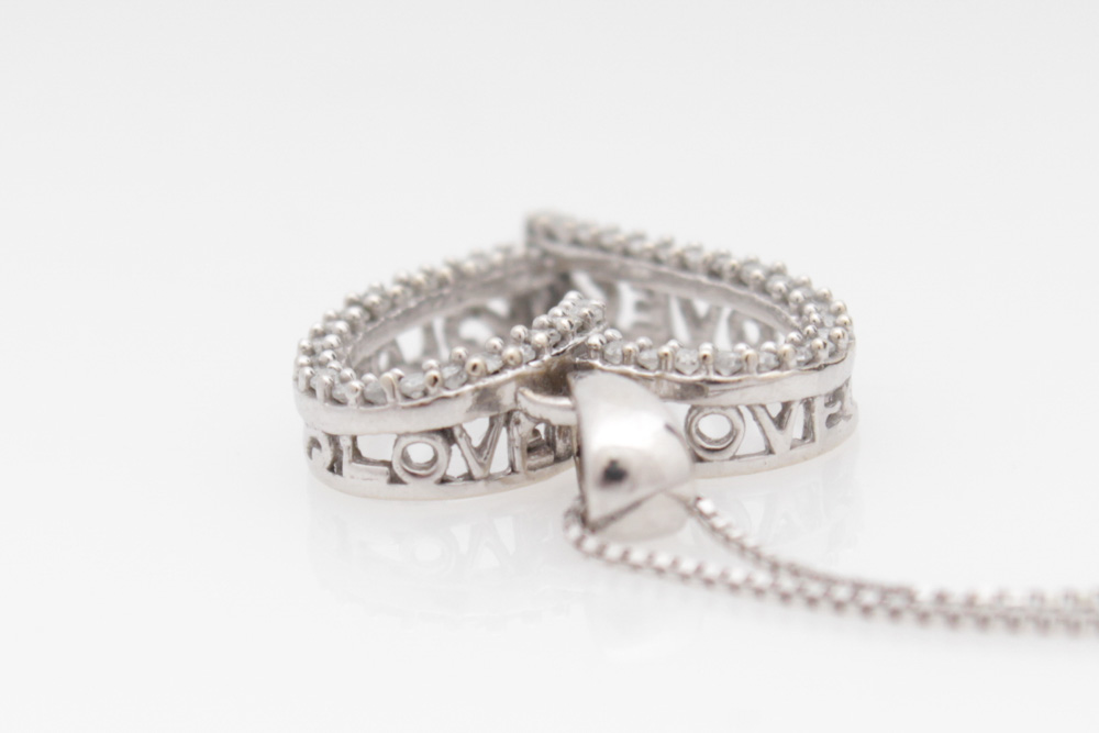 10K White Gold and Diamond Necklace