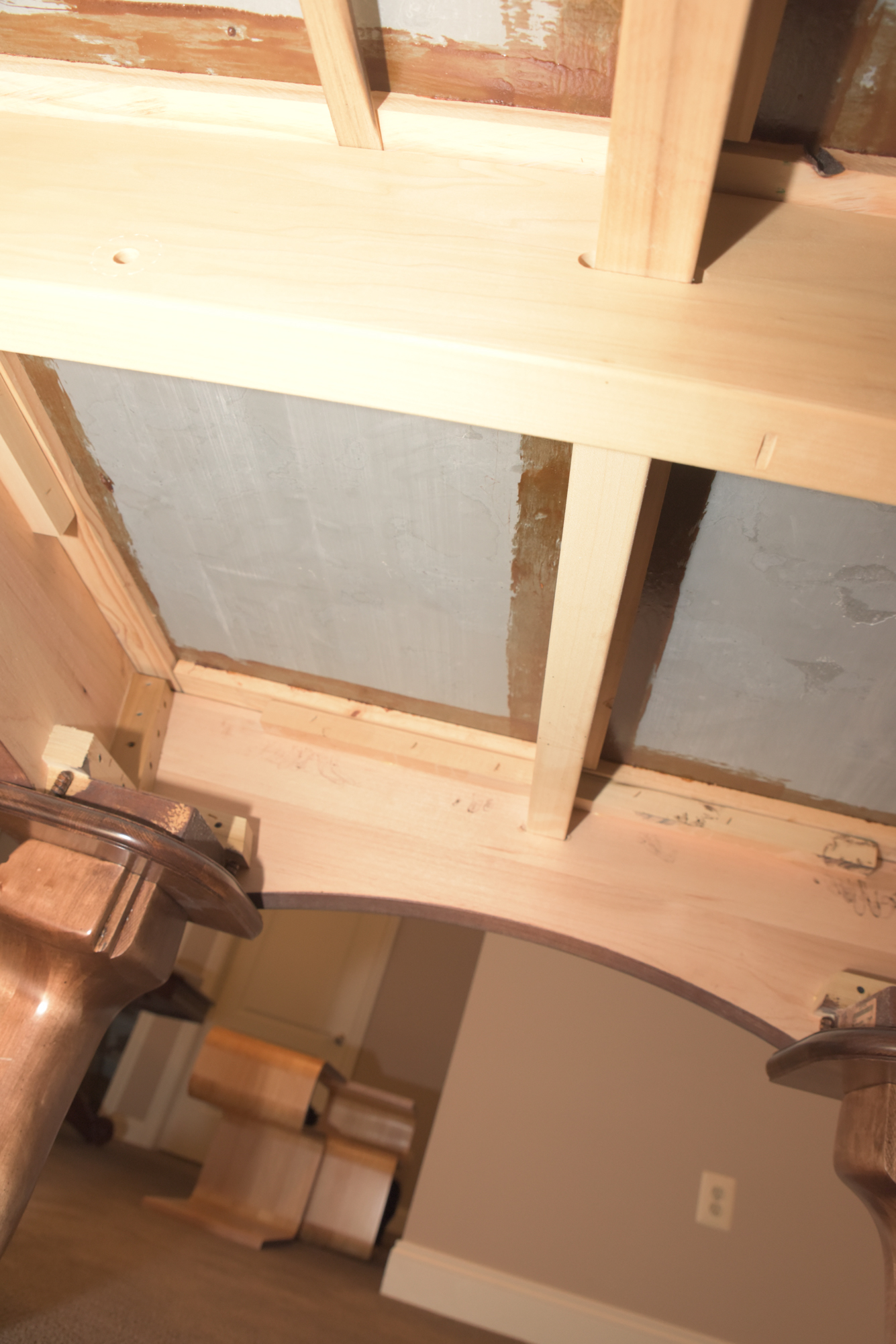 ProLine Billiards Table with Cues, Wall Rack, and Accessories