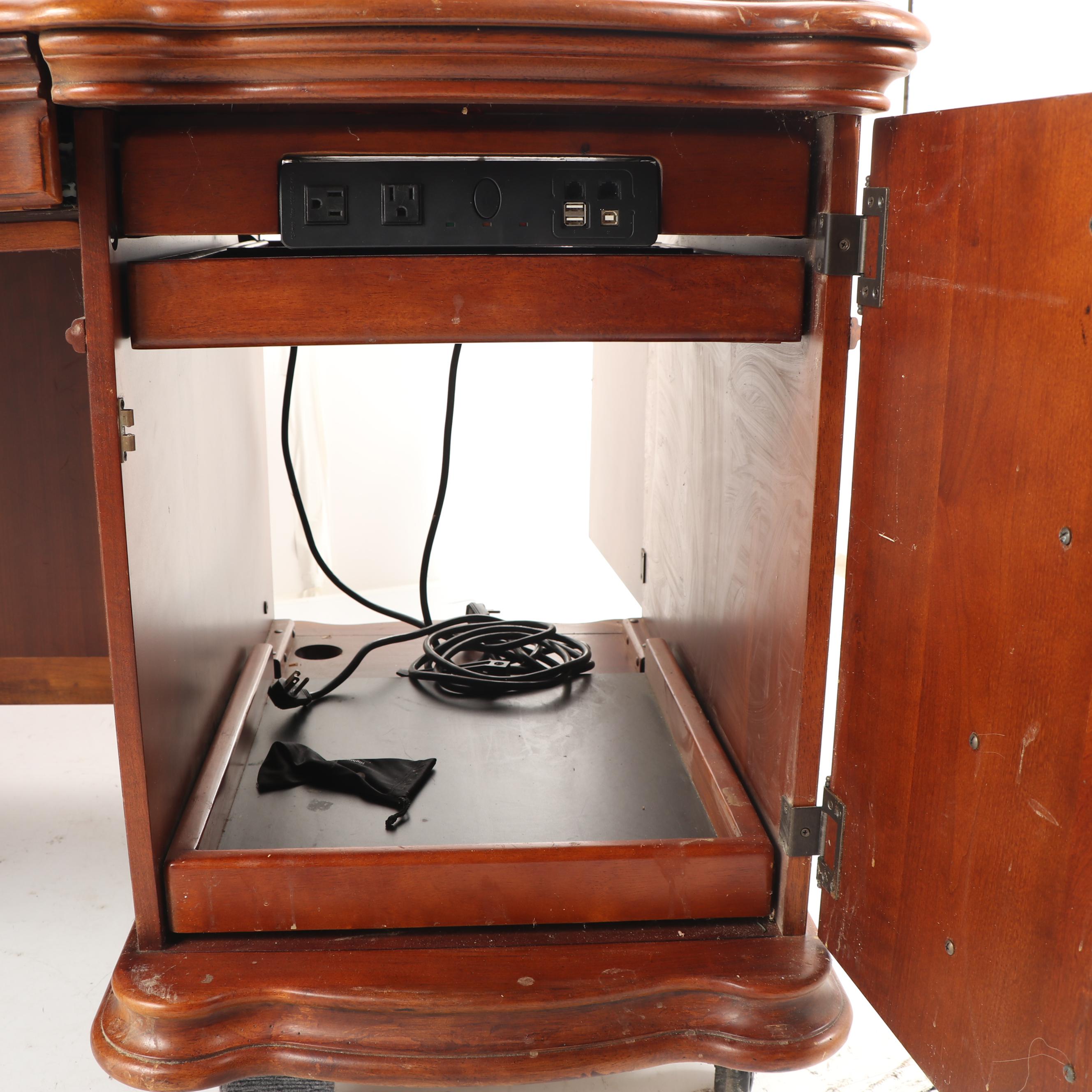 Federal Style Book Match Veneer Executive Desk, Late 20th Century