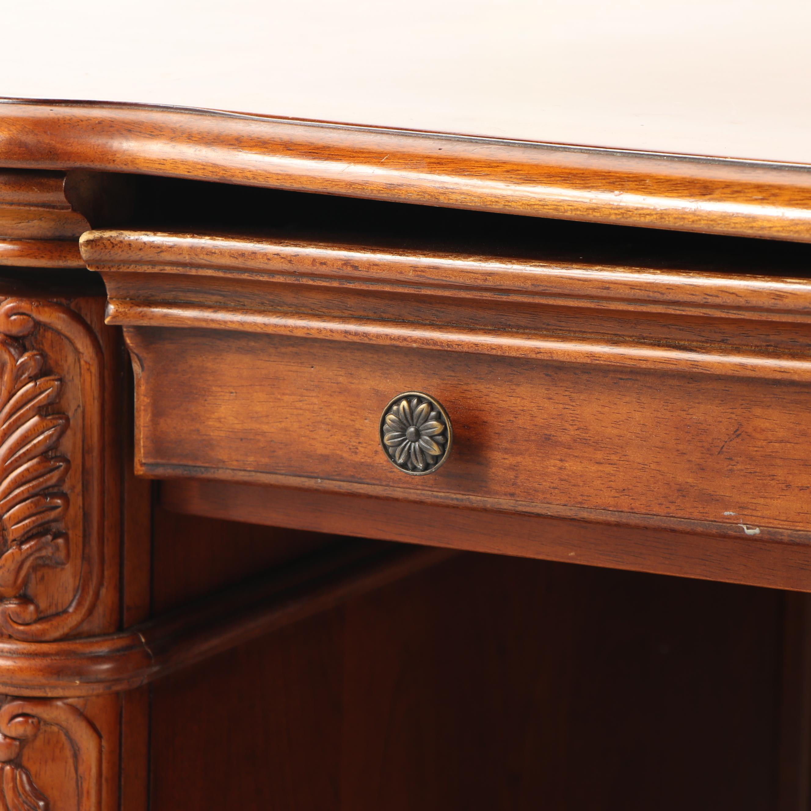 Federal Style Book Match Veneer Executive Desk, Late 20th Century
