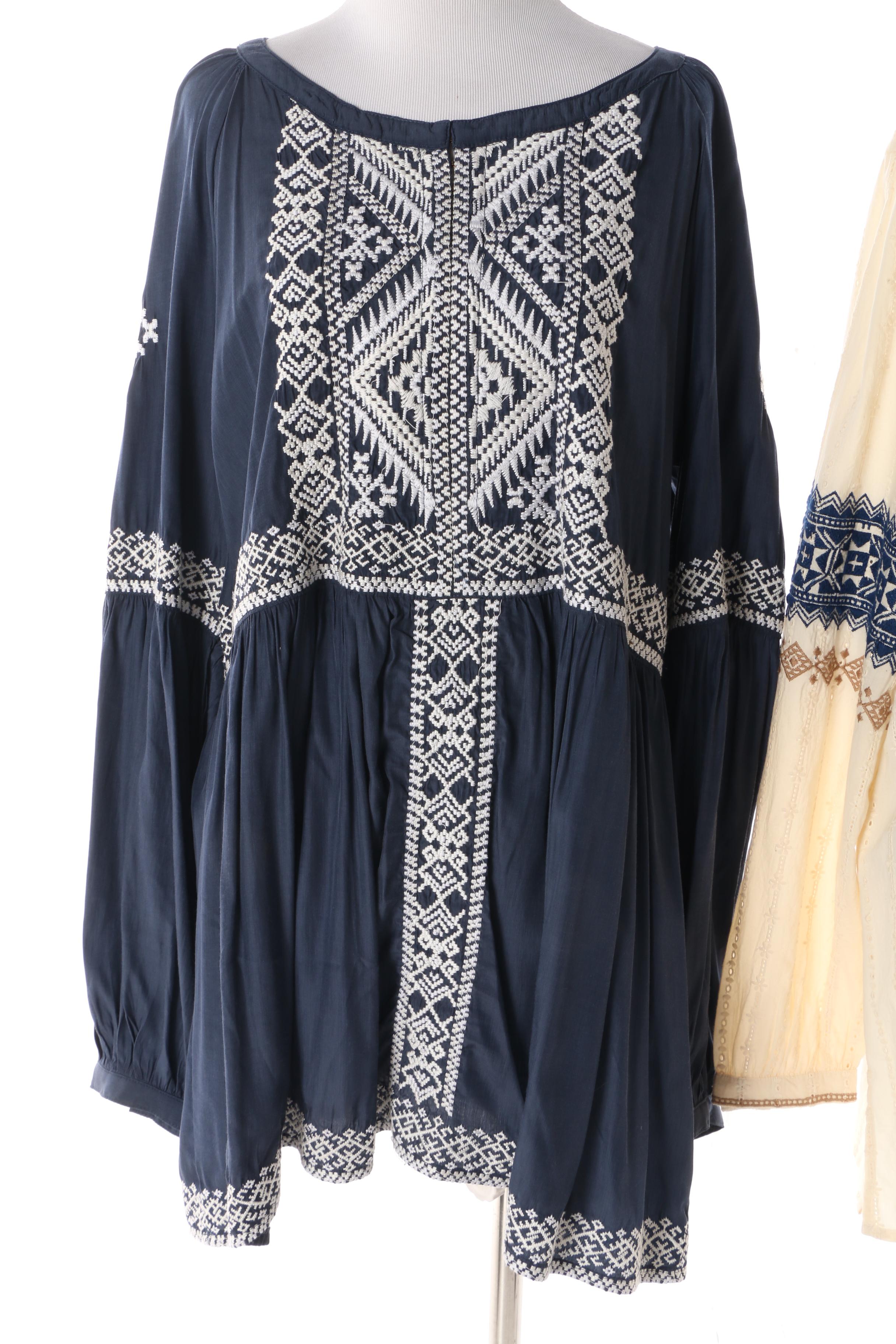 Women's Double D Ranch Embroidered Tops