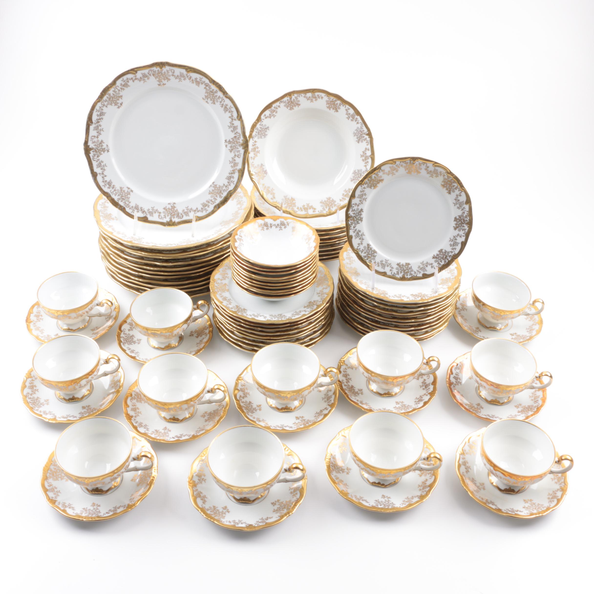 Weimar Katharina 14051 Gold And White Porcelain Dinnerware