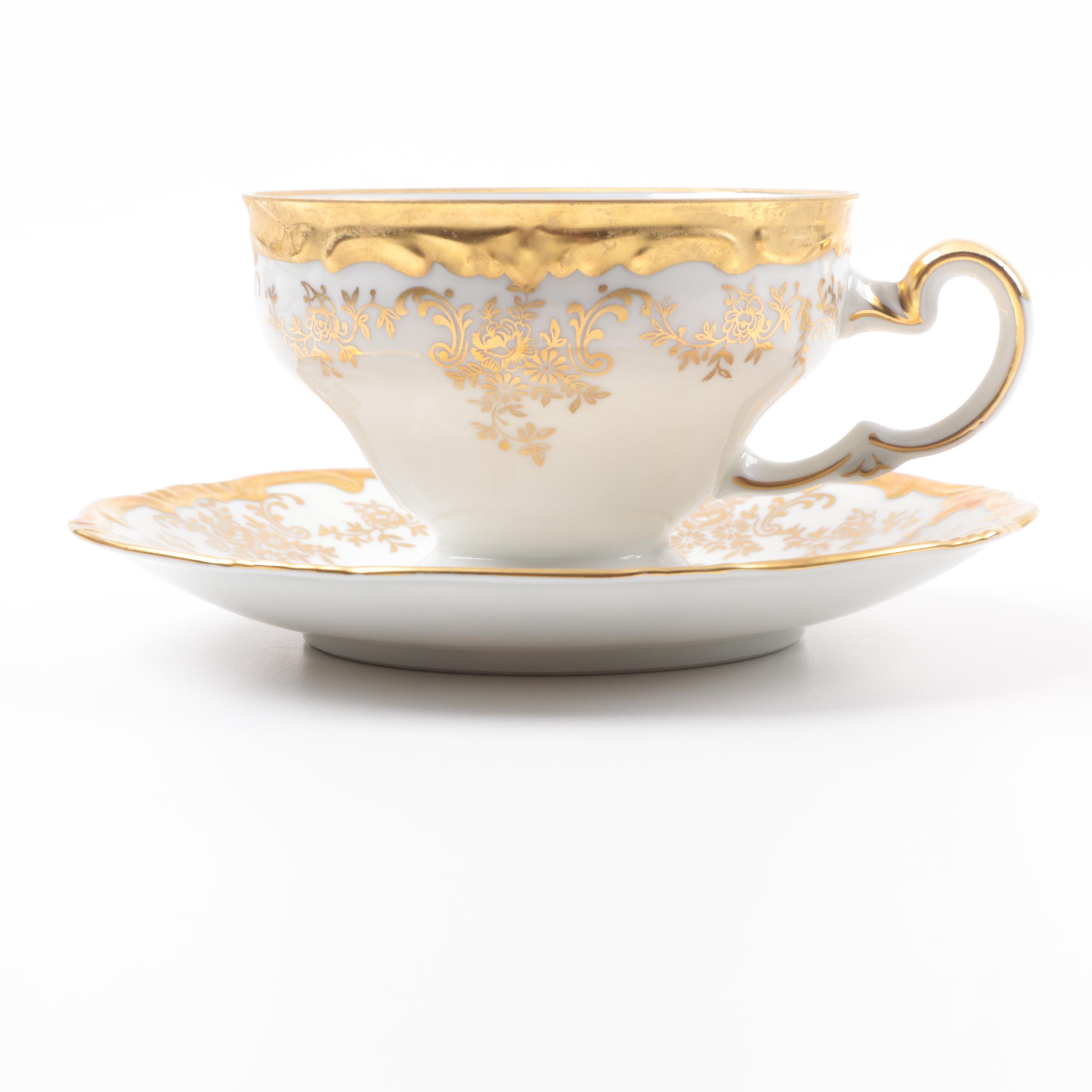 Weimar Katharina 14051 Gold And White Porcelain Dinnerware