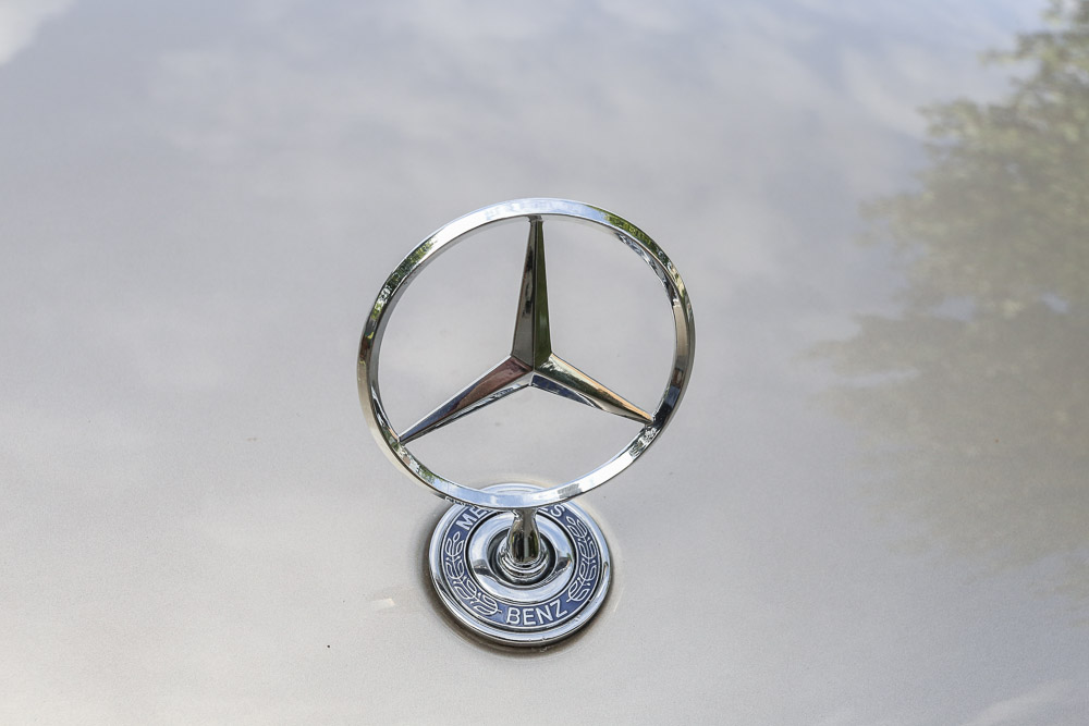 2001 Mercedes-Benz C240 Luxury Sedan