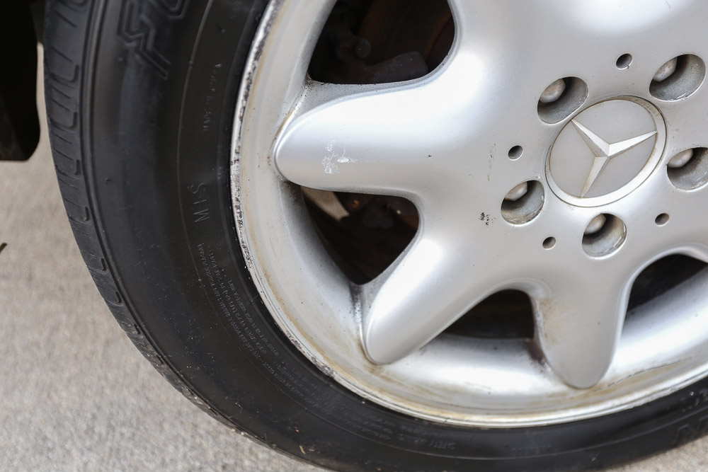 2001 Mercedes-Benz C240 Luxury Sedan