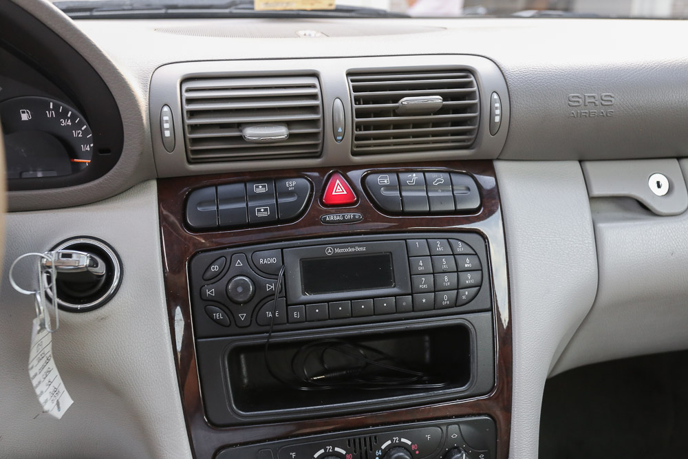 2001 Mercedes-Benz C240 Luxury Sedan