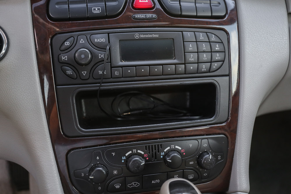 2001 Mercedes-Benz C240 Luxury Sedan