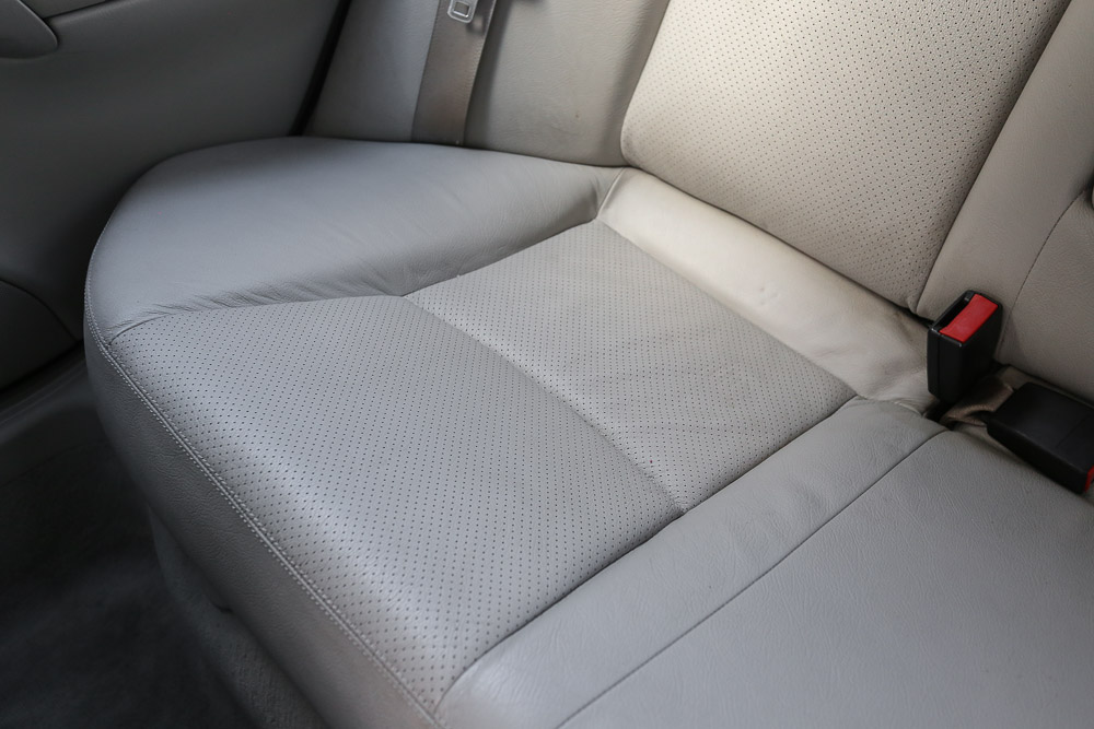 2001 Mercedes-Benz C240 Luxury Sedan