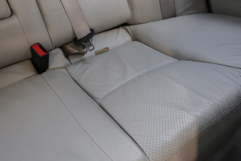 2001 Mercedes-Benz C240 Luxury Sedan