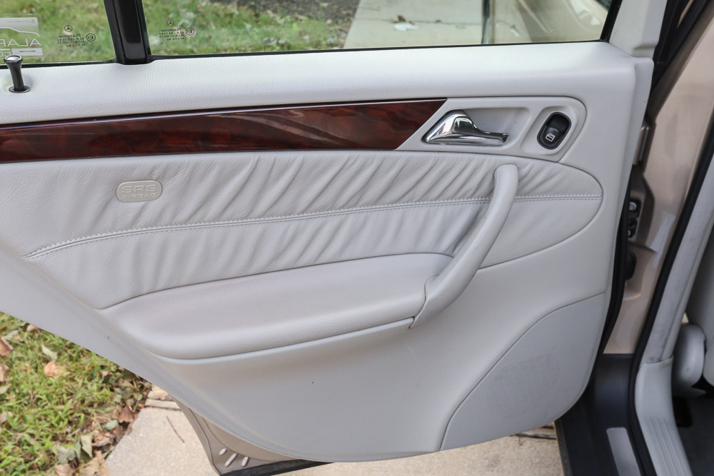 2001 Mercedes-Benz C240 Luxury Sedan