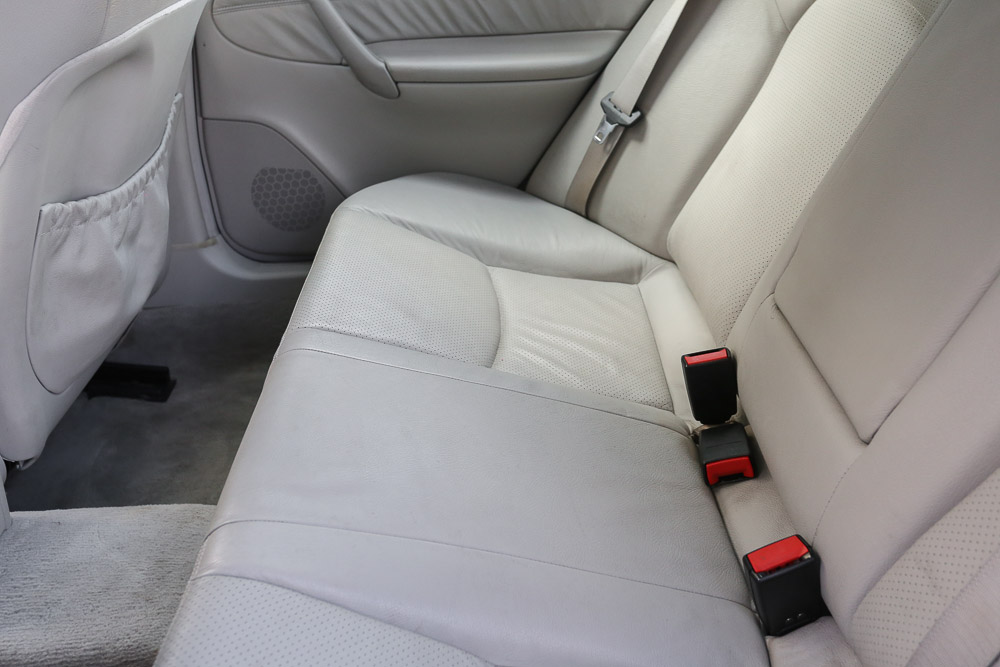 2001 Mercedes-Benz C240 Luxury Sedan