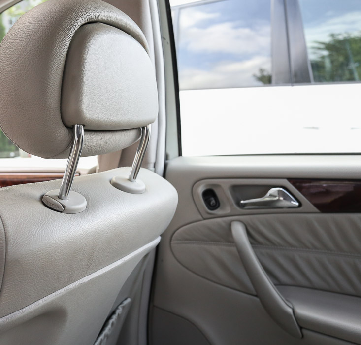 2001 Mercedes-Benz C240 Luxury Sedan