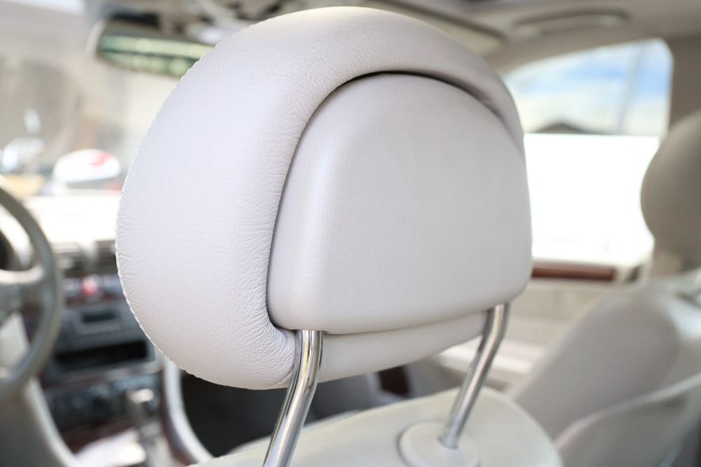 2001 Mercedes-Benz C240 Luxury Sedan