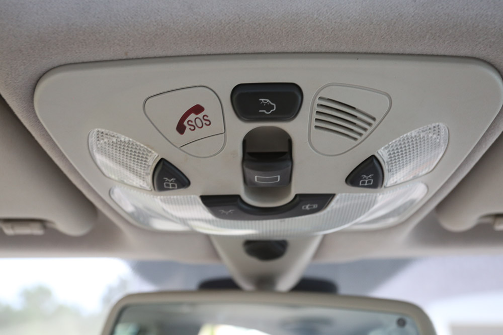 2001 Mercedes-Benz C240 Luxury Sedan