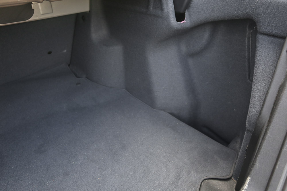 2001 Mercedes-Benz C240 Luxury Sedan