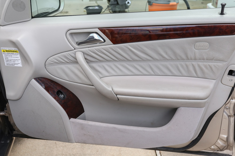 2001 Mercedes-Benz C240 Luxury Sedan