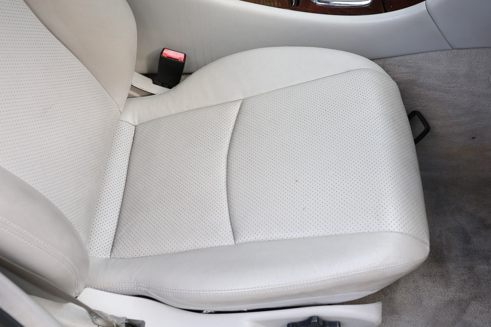 2001 Mercedes-Benz C240 Luxury Sedan