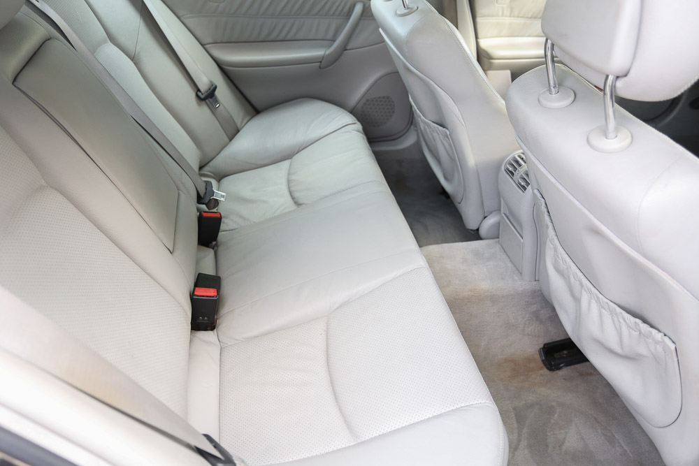 2001 Mercedes-Benz C240 Luxury Sedan