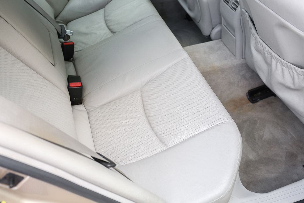 2001 Mercedes-Benz C240 Luxury Sedan