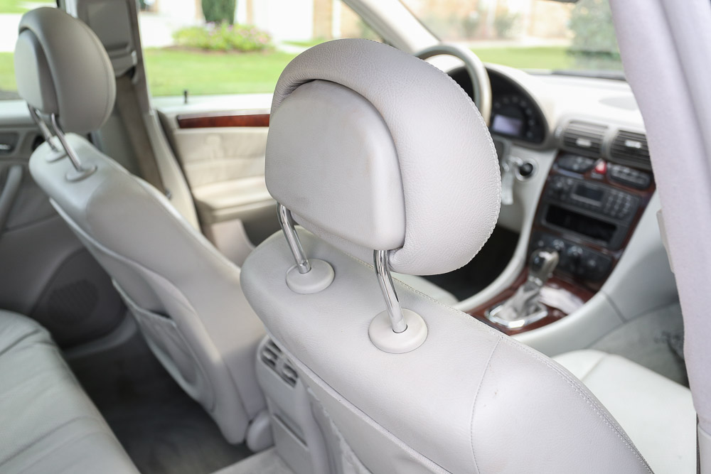 2001 Mercedes-Benz C240 Luxury Sedan