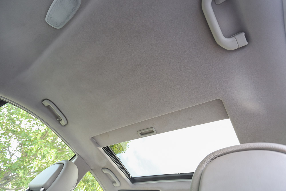 2001 Mercedes-Benz C240 Luxury Sedan