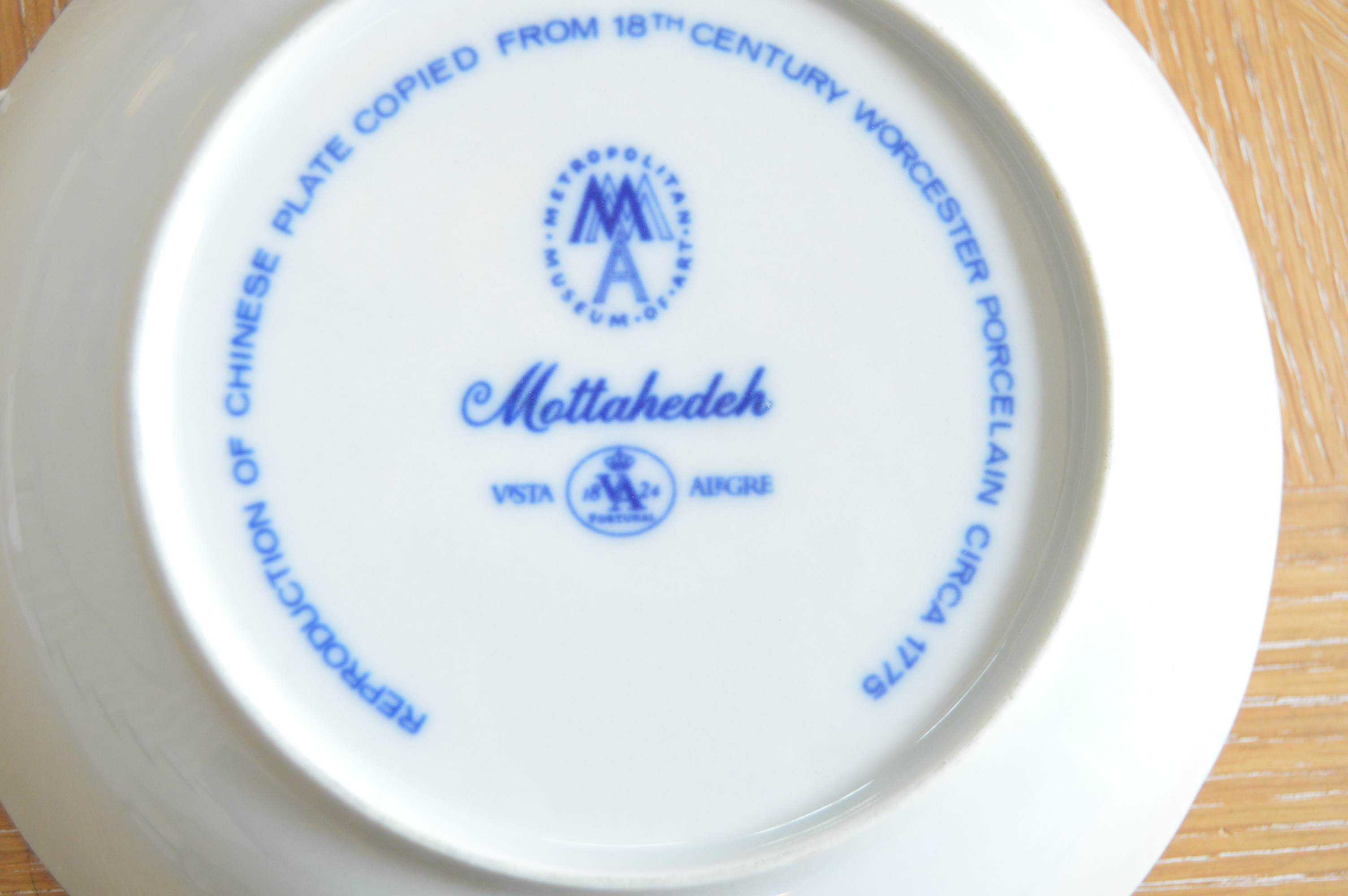 Mottahedeh Metropolitan Museum of Art Porcelain Plates