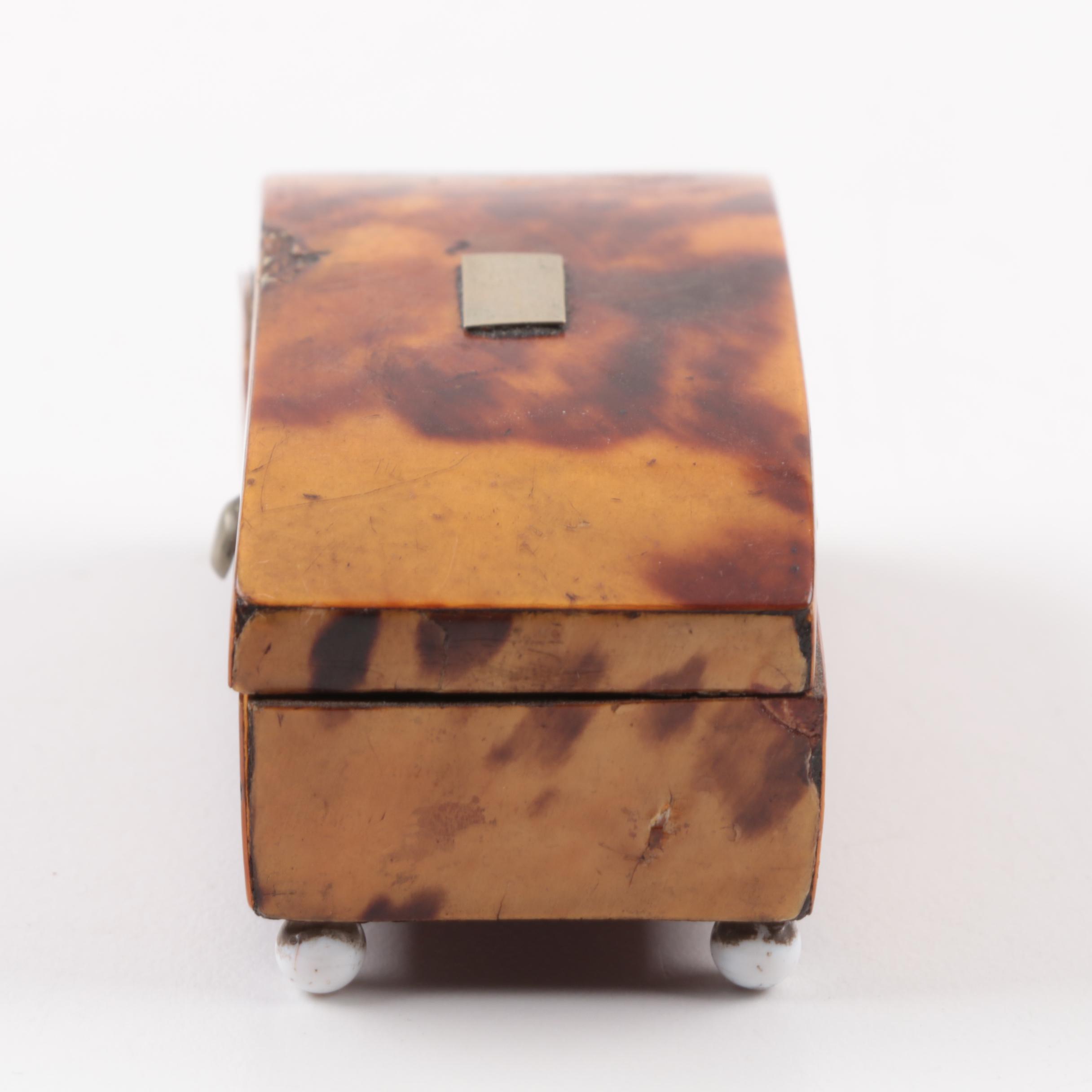 Antique Snuff Boxes in Tortoise Shell and Burl Wood