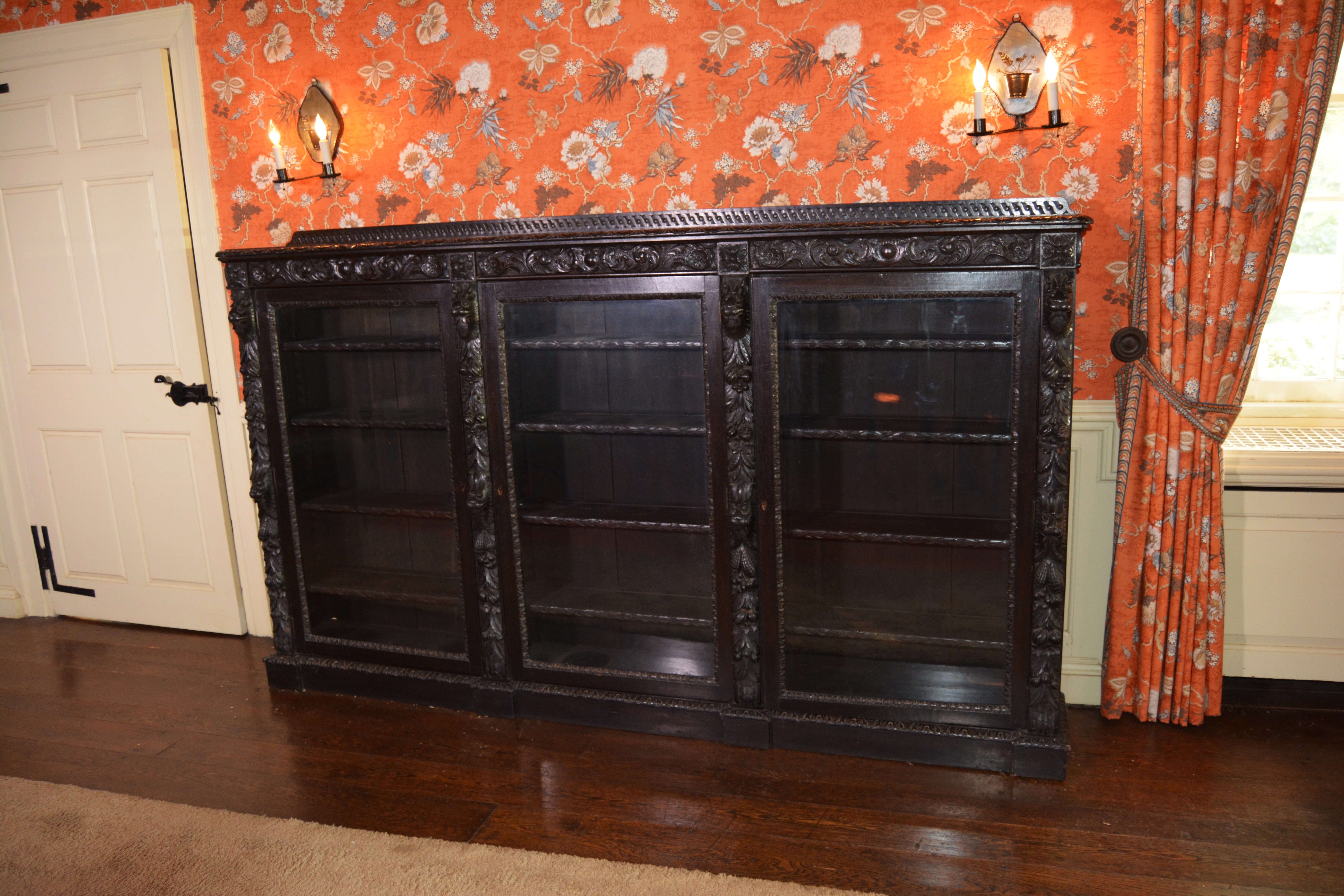 Renaissance Revival Oak Library Bookcase, Late 19th/Early 20th Century